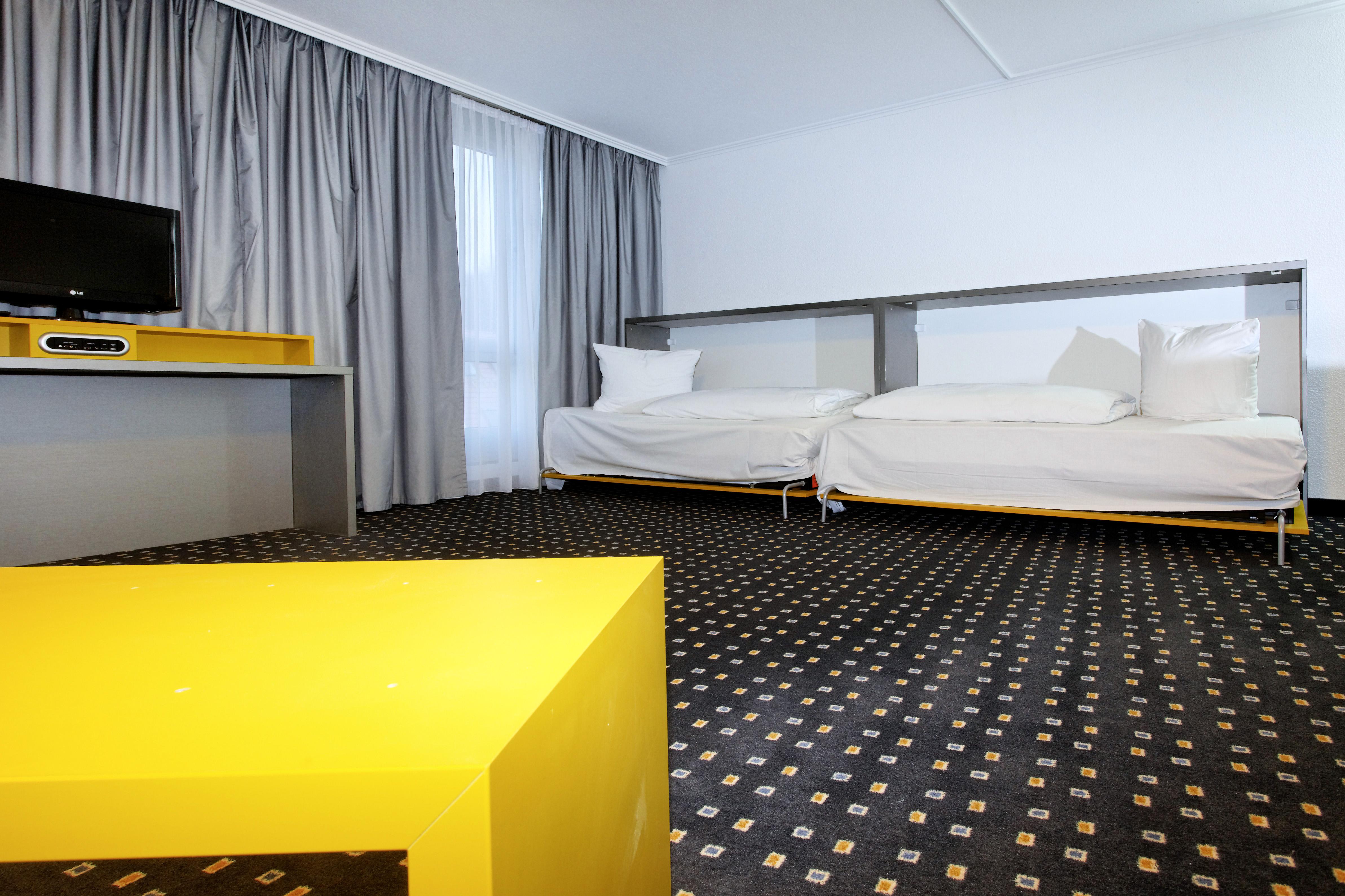 Ibis Styles Stuttgart Hotel Bagian luar foto